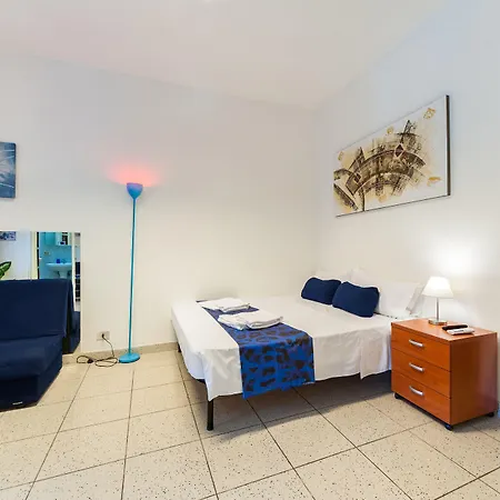 Hosting Flats Hospety Group Guest house *