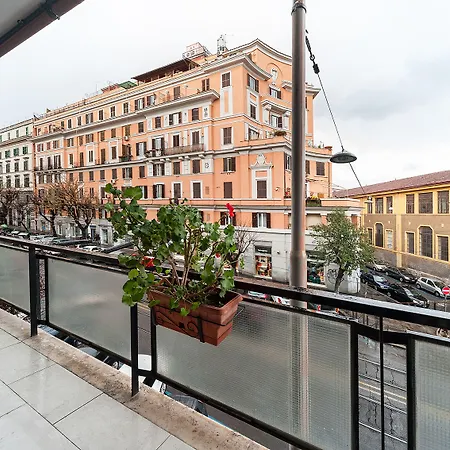 Hosting Flats Hospety Group Casa de hóspedes *