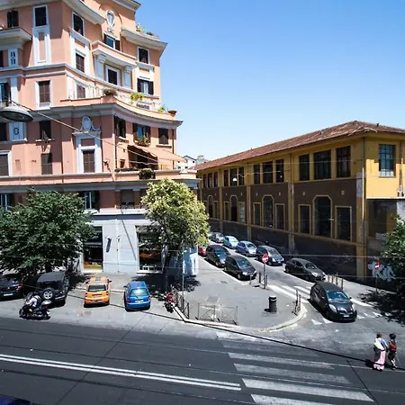 ゲストハウス Hosting Flats Hospety Group *