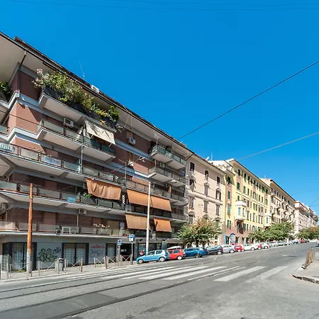 Hosting Flats Hospety Group Guest house