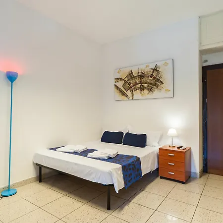 Hosting Flats בית הארחה רומא